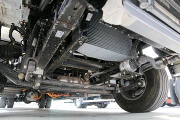 �����ؿ� ����L6000 4X2 ��ʽ�ػ���ͼƬ