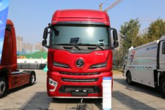 陕汽重卡 德龙X6000 660马力 6X4 AMT自动挡牵引车(国六)