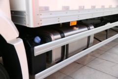 陕汽重卡 德龙M6000 340马力 4X2载货车