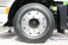 陕汽重卡 德龙L6000 220马力 4X2 载货车底盘(国六)