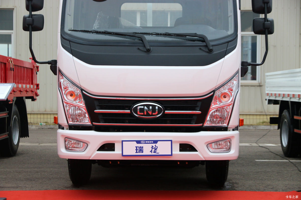 �Ͽ����� ���D20P ������ 87���� 4X2 3.3����ж��(NJA3040EPE31V)���                                                