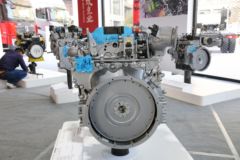 潍柴WP6H 270马力 6.2L 国六 柴油发动机