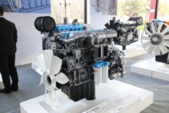 潍柴WP8系列 340马力 7.8L 国六 柴油发动机