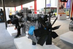 潍柴WP13系列 530马力 13L 柴油发动机