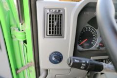 上汽红岩 新金刚M500 390马力 8X4 7.6米自卸车(CQ3316HTVG366L)