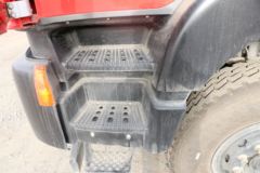 上汽红岩 新金刚M500 390马力 8X4 7.8米自卸车(CQ3316HXDG396L)