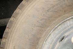 上汽红岩 新金刚M500 390马力 8X4 7.8米自卸车(CQ3316HXDG396L)