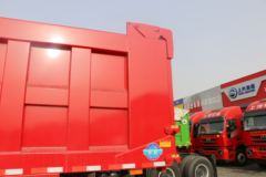 上汽红岩 新金刚M500 390马力 8X4 7.8米自卸车(CQ3316HXDG396L)