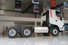 上汽红岩 杰狮C500重卡 520马力 6X4牵引车(CQ4256HYVG334HH)