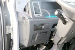 江淮 康铃33宽体 115马力 4.15米单排厢式轻卡(HFC5043XXYP91K10C2V)