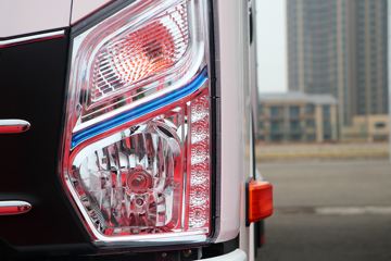 �Ͽ����� ��J30EG 4.15�׵�������ʽ�綯�ᳵ�Ῠ77kWhͼƬ