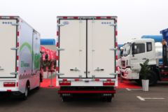 南骏汽车 瑞吉J30EG 4.15米单排增程式电动厢车轻卡77kWh 南骏汽车 瑞吉J30EG 4.15米单排增程式电动厢车轻卡77kWh