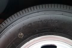 南骏汽车 瑞吉J30EG 4.15米单排增程式电动厢车轻卡77kWh 南骏汽车 瑞吉J30EG 4.15米单排增程式电动厢车轻卡77kWh