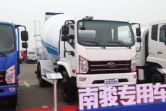 南骏汽车 瑞吉J30D 140马力 4X2 3.37方混凝土搅拌车(NJP5160GJBPPB38V)