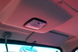 瑞吉J30&nbsp;混凝土搅拌车驾驶室                                               图片