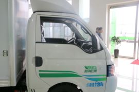 恺达EX5 电动载货车外观图片