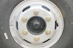 现代商用车 致道300MII 130马力 3.85米排半栏板轻卡(CNJ1041ZDB33V)