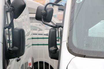 星锐EV6(原帅铃i6)&nbsp;电动封闭厢货外观图片