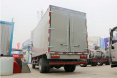 现代商用车 致道300MII 130马力 4.18米单排厢式轻卡(CNJ5041XXYZDB33V)