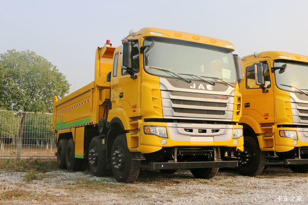 江淮 格尔发K3X 轻量化版 300马力 8X4 6.8米自卸车(HFC3311P2K4H32S3V)