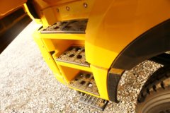 江淮 格尔发K3W重卡 350马力 8X4 5.6米自卸车(HFC3311P1K5H24S3V)