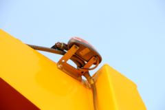 江淮 格尔发K3W重卡 350马力 8X4 5.6米自卸车(HFC3311P1K5H24S3V)