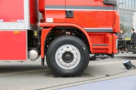 轩德E6&nbsp;电动载货车外观图片