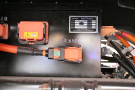 轩德E6&nbsp;电动载货车底盘图片