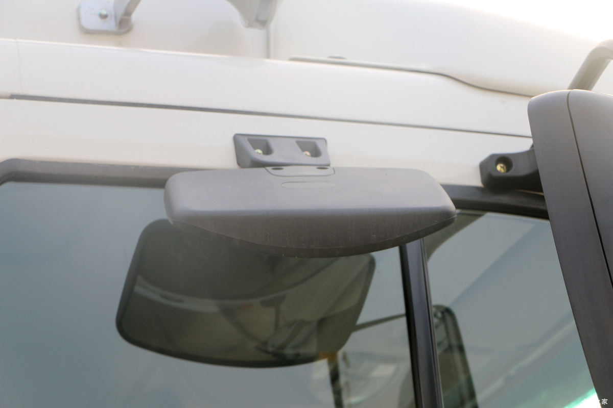 ���� �����K5L 160���� 4X2 ѹ��ʽ�������䳵(HFC5140ZYSVZ)���