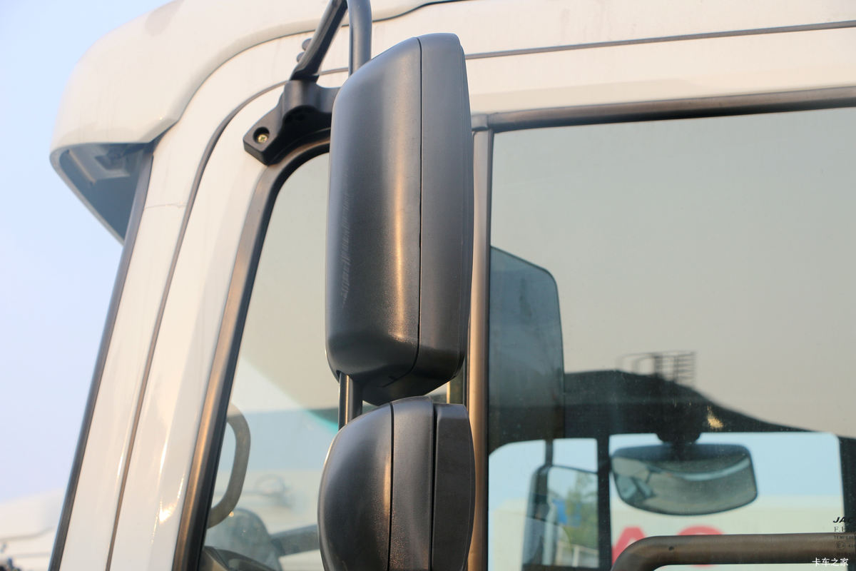 ���� �����K5L 160���� 4X2 ѹ��ʽ�������䳵(HFC5140ZYSVZ)���