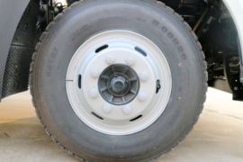 格尔发K5&nbsp;垃圾运输车底盘图片