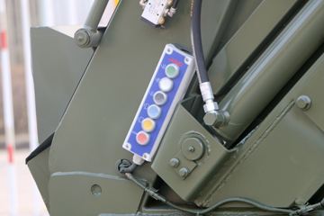 ���� �����K5L 160���� 4X2 ѹ��ʽ�������䳵(HFC5140ZYSVZ)ͼƬ