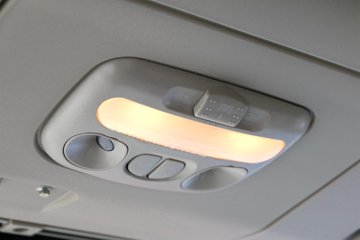 �������ó� ����п� 160���� 4X2 6.75����ʽ�ػ���ͼƬ