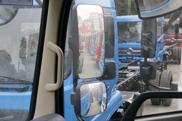 �������ó� ����п� 160���� 4X2 6.75����ʽ�ػ���ͼƬ