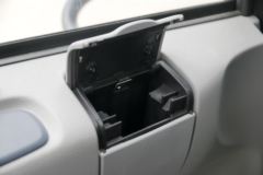东风商用车 天锦中卡 160马力 4X2 6.75米厢式载货车(DFH5110XXYBX1V)