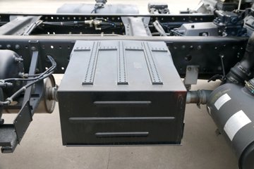 �������ó� ����п� 160���� 4X2 6.75����ʽ�ػ���ͼƬ