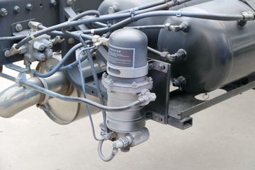 �������ó� ����п� 160���� 4X2 6.75����ʽ�ػ���ͼƬ