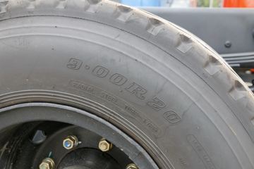 �������ó� ����п� 160���� 4X2 6.75����ʽ�ػ���ͼƬ