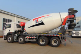 青岛解放底盘&nbsp;混凝土搅拌车外观                                                图片