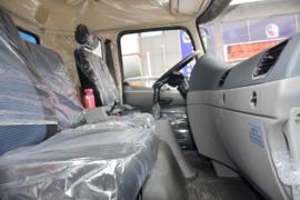 力拓T25&nbsp;自卸车驾驶室                                               图片