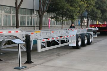 45英尺系列&nbsp;集装箱式半挂车外观图片