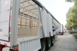 13米系列&nbsp;仓栅式半挂车外观图片