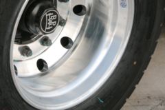 中集华骏 13米骏龙L400栏板半挂车