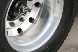 13米系列&nbsp;栏板式半挂车底盘图片