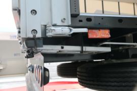 13.75米系列&nbsp;厢式半挂车底盘图片