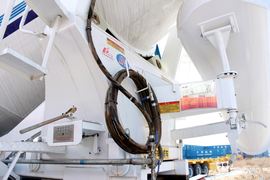 德龙F2000&nbsp;混凝土搅拌车上装                                                图片