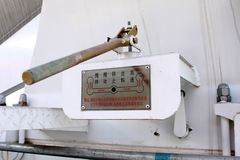 陕汽重卡 德龙F2000 336马力 6X4 混凝土搅拌车(SX5255GJBDR384)