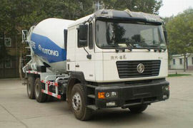 陕汽重卡底盘&nbsp;混凝土搅拌车外观                                                图片