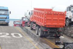 徐工 瑞龙重卡 290马力 6X4 6米自卸车(NXG3251D3AZCL)