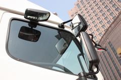 广汽日野 700系列重卡 350马力 6X4 牵引车(高顶)(YC4250SS8PK)